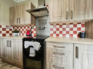 Photo 28- click for photo gallery